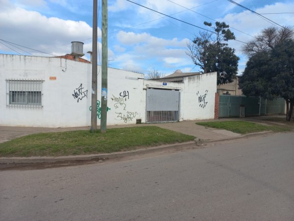 VENDO HERMOSA CASA Y DEPARTAMENTO JUNTOS (AUT.316)