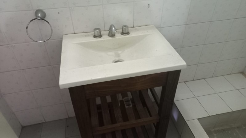 (AUT 358) BARRIO SAN JOSE, MORENO. EXCELENTE VIVIENDA CON TERRENO Y ESCRITURA (TODOS LOS SERVICIOS)