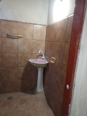 (AUT. 366) VENDO O PERMUTO POR CASA REGIO LOCAL COMERCIAL BARRIO SAN JOSÉ - MORENO