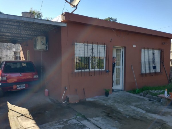 (AUT. 390) VENDO HERMOSA CASA EN BARRIO LA PERLITA, MORENO