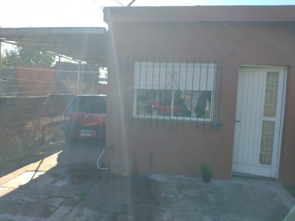 (AUT. 390) VENDO HERMOSA CASA EN BARRIO LA PERLITA, MORENO