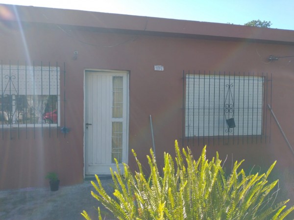 (AUT. 390) VENDO HERMOSA CASA EN BARRIO LA PERLITA, MORENO