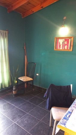 (AUT. 394) VENDO AMPLIA Y  EXCELENTE CASA CON LOCALES COMERCIALE UBICADO PROXIMO A RUTA 25 Y A ACCESO OESTE.S