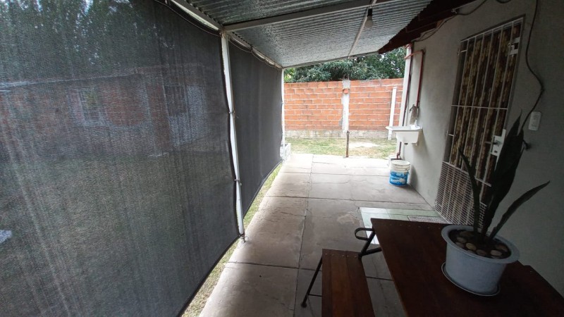 (AUT 377) EN VENTA CASA DE MATERIAL CON AMPLIO PATIO