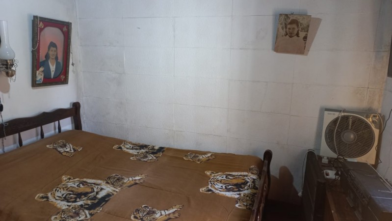 (AUT. 398) VENDO HERMOSA CASA DE MATERIAL CON TERRENO EN BARRIO LOMAS DE MORENO