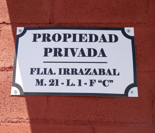 (399) EN ALTA GRACIA, PROVINCIA DE  CORDOBA, VENDO O PERMUTO CASA DE MATERIAL, CON TERRENO ZONA TURISTICA, IMPERDIBLE