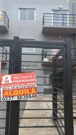 VENDO O PERMUTO POR CASA CON TERRENO REGIO DEPARTAMENTOEN MORENO CENTRO EDIFICIO MADIBA VII