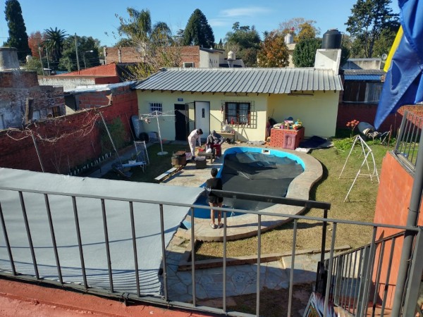 VENDO REGIA CASA QUINTA CON PILETA DE NATACION EN GENERAL ZAPIOLA, LOCALIDAD DE PASO DEL REY - MORENO