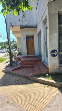 (AUT 403) ALQUILO HERMOSO DEPARTAMENTO EN MORENO CENTRO CALLE PAGANO 2605 ESQUINA URUGUAY