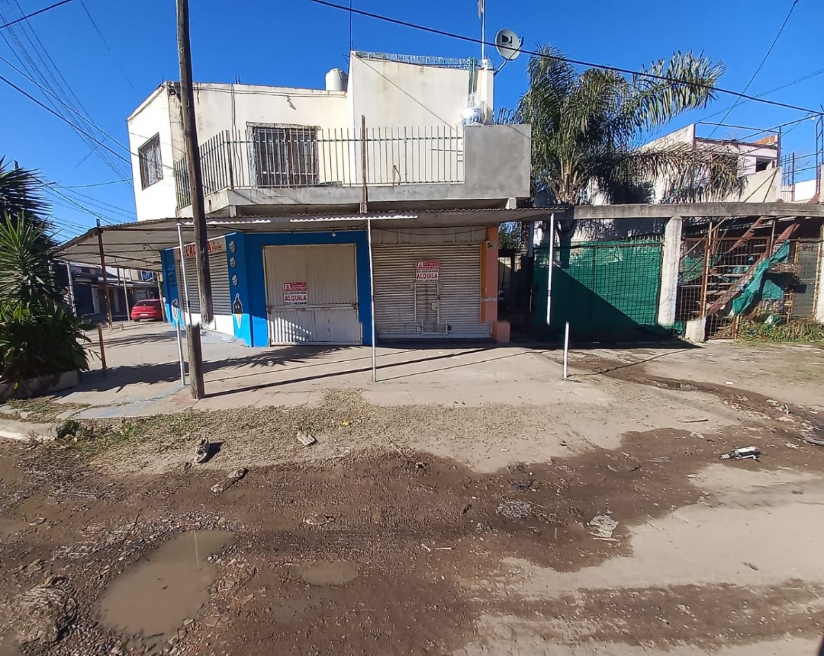 ALQUILO HERMOSO LOCAL ZONA COMERCIAL, CALLE CANADA Y CASI SHAKESPEARE.IDEAL TODO RUBRO. IMPERDIBLE