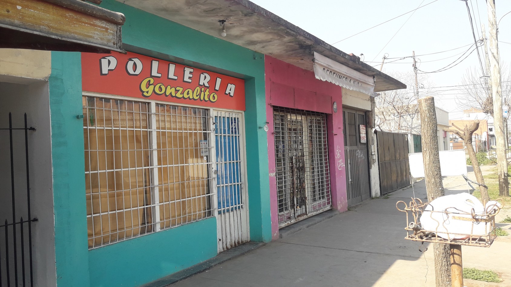 ALQUILO AMPLIO LOCAL COMERCIAL CON DEPOSITO ZONA COMERCIAL, AVENIDA MARCOS DEL BUENO 735 Y POSADAS BARRIO LA PERLITA, MORENO. 