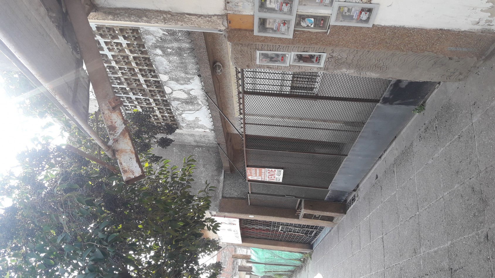 ALQUILO AMPLIO LOCAL COMERCIAL CON DEPOSITO ZONA COMERCIAL, AVENIDA MARCOS DEL BUENO 735 Y POSADAS BARRIO LA PERLITA, MORENO. 