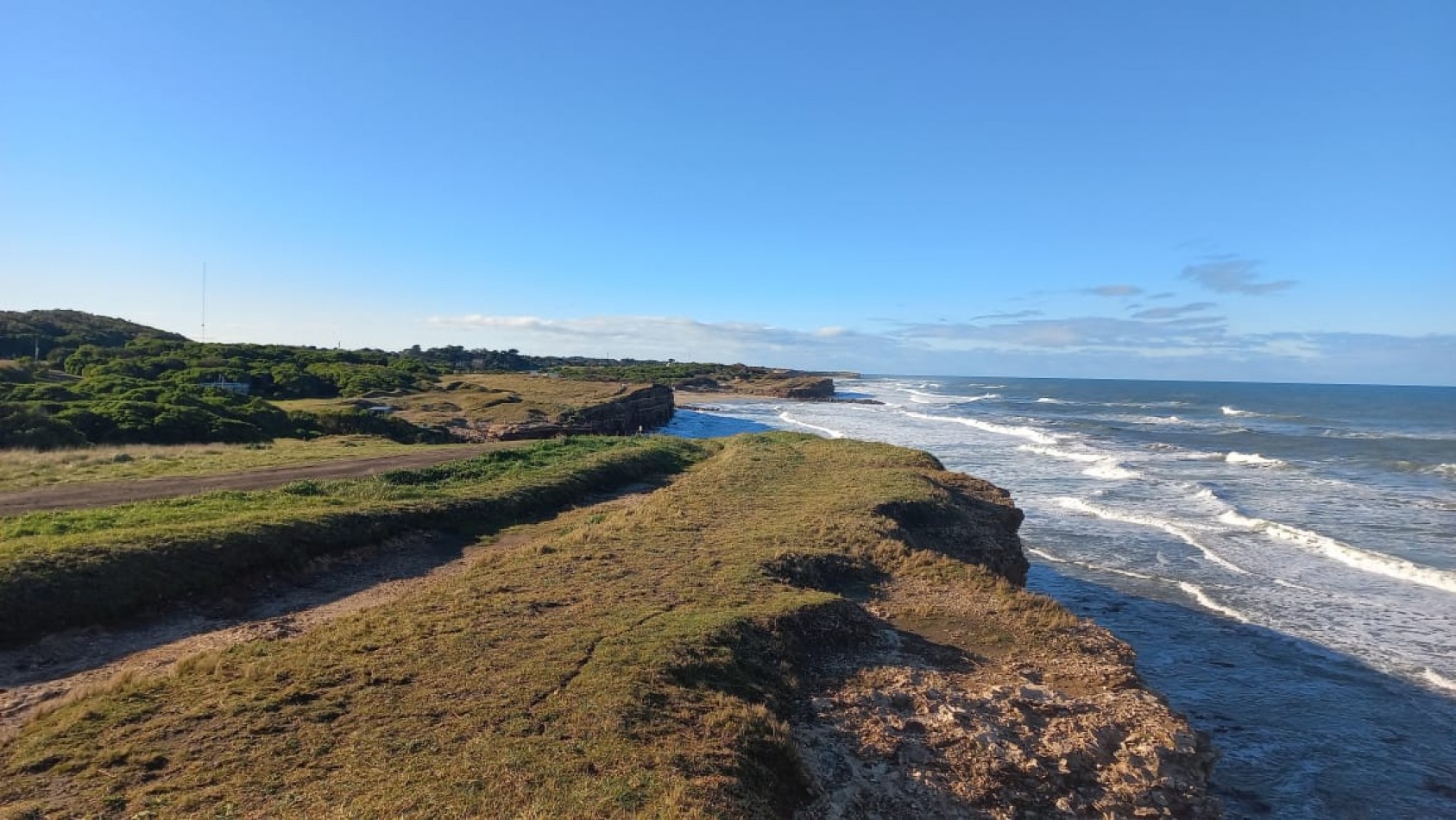 VENDO HERMOSO TERRENO EN ZONA TURISTICA LOCALIDAD DE CHAPADMADAL, (MAR DEL PLATA) SUPERFICIE DE 550 M2.