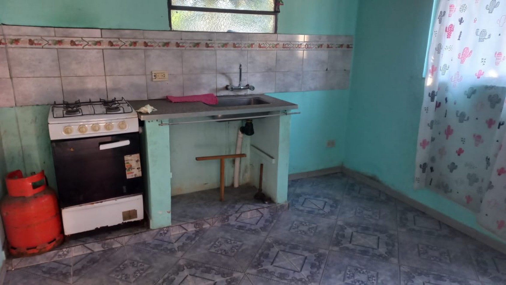 ( A L Q U I L A D O  )HERMOSO DEPARTAMENTO CON ENTRADA VEHICULAR A 40 METROS DE ACCESO OESTE ATRAS DEL MAYORISTA VITAL