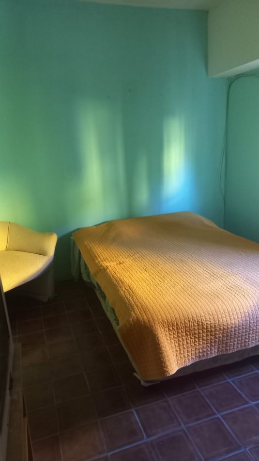 OFERTA IMPERDIBLE PARA INVERSIONISTA O FAMILIA NUMEROSA, VENDO HERMOSA CASA DE MATERIAL TOTALMENTE TERMINADO DE APROXIMADAMENTE 190 M2 CUBIERTO