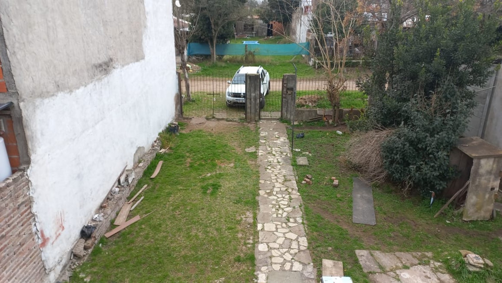 VENDO 2 HERMOSA CASA JUNTAS EN EL BARRIO CASCO SALA, CALLE: F. COUVIER 1264 MORENO SUR, HAY ESCRITURA