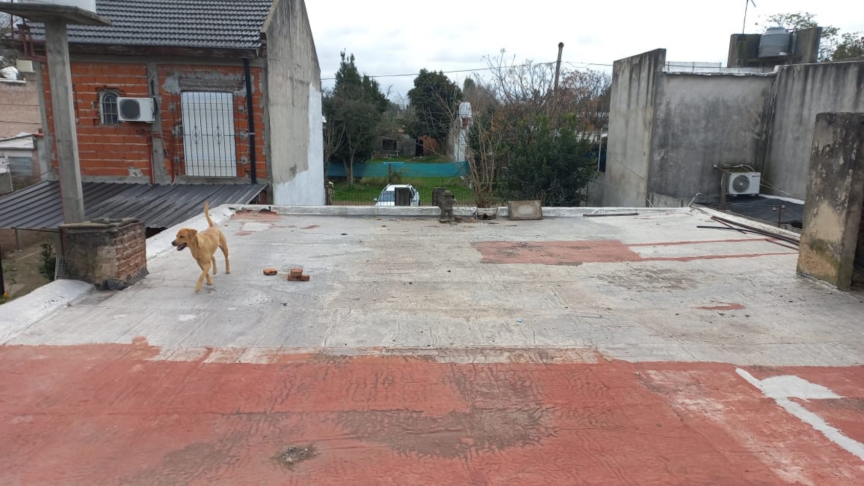 VENDO 2 HERMOSA CASA JUNTAS EN EL BARRIO CASCO SALA, CALLE: F. COUVIER 1264 MORENO SUR, HAY ESCRITURA