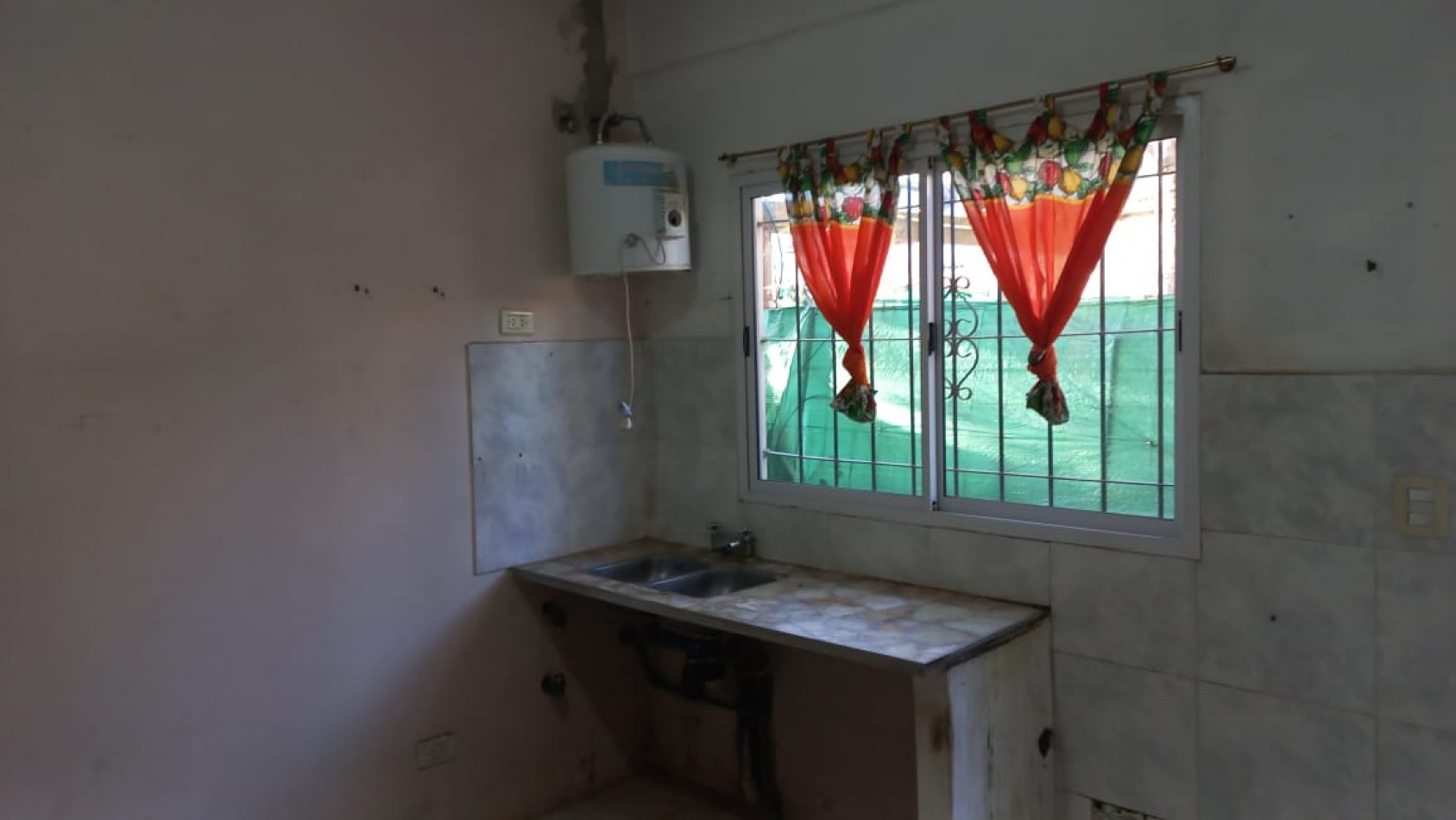 ALQUILO DEPARTAMENTO 2 AMBIENTE EN BARRIO SATELITE - MORENO CALLE CANADA 6883