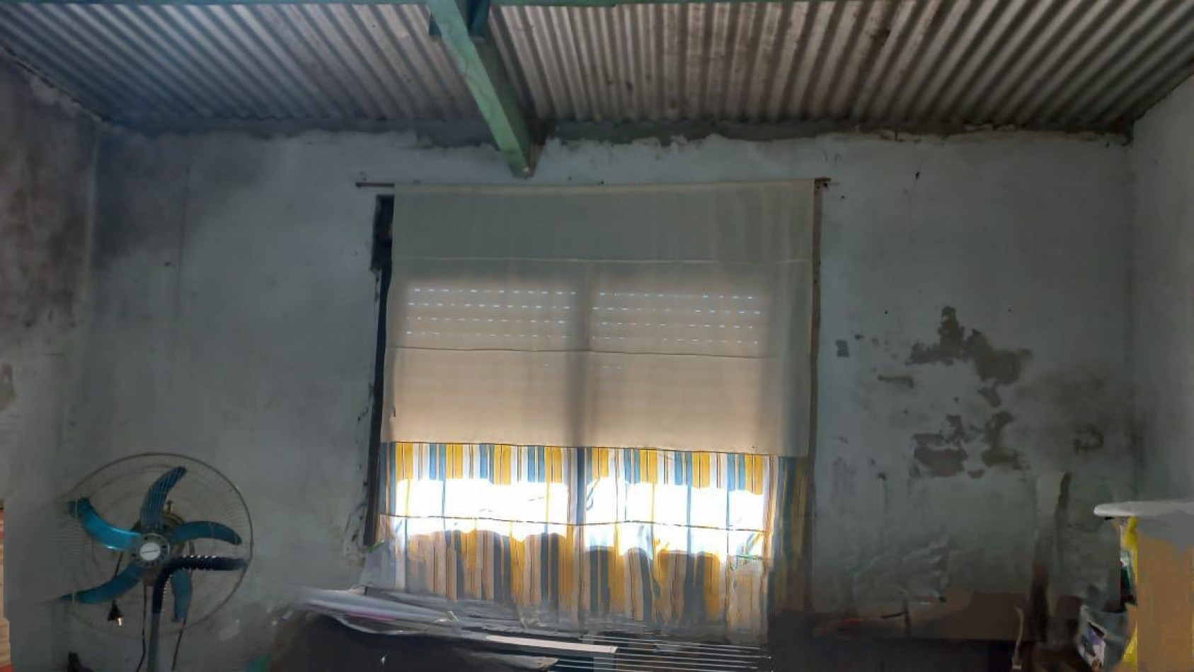VENTA DE CASA CON TERRENO EN PASO DEL REY 