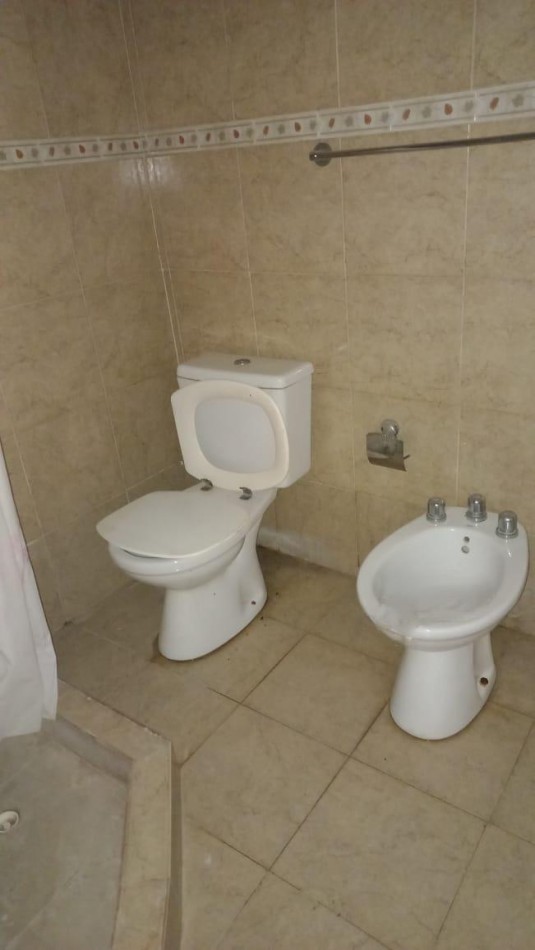 DEPARTAMENTO EN ALQUILER, PLANTA BAJA. PASO DEL REY.
