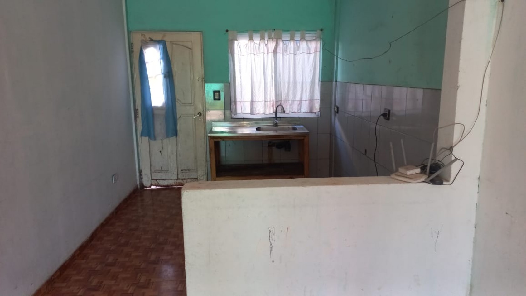 EN ALQUILER REGIA PROPIEDAD CON 2 DORMITORIOS BARRIO 25 DE MAYO - MORENO A 100 METROS RUTA 25