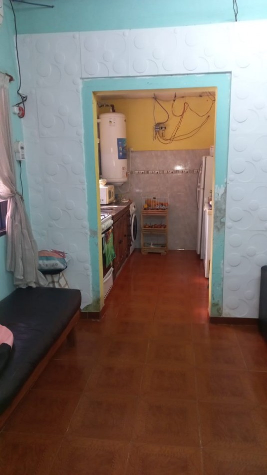 VENDO HERMOSA PROPIEDAD CON TERRENO EN MORENO NORTE, A 40 METROS DE RUTA 23, PROXIMO A COLEGIO, COMERCIOS ESTACIONES DE SERVICIOS