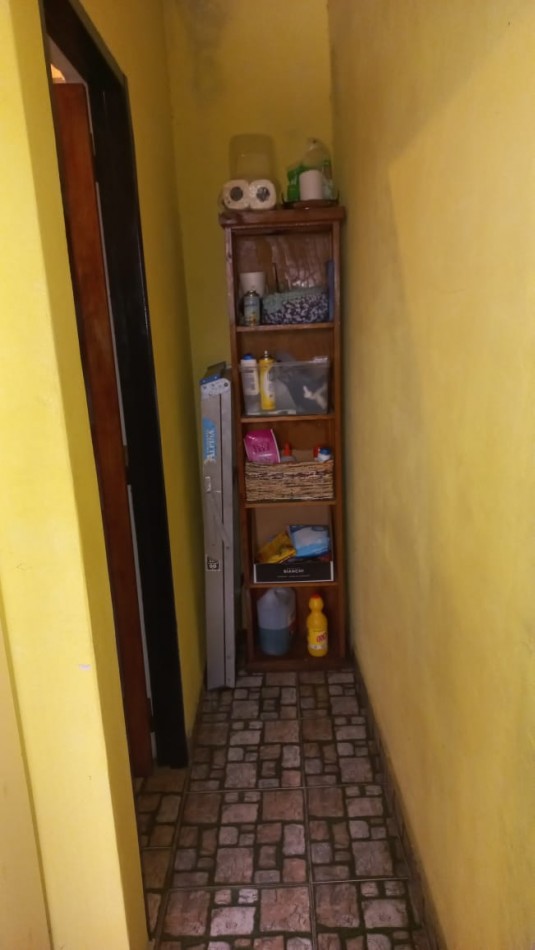 VENDO HERMOSA PROPIEDAD CON TERRENO EN MORENO NORTE, A 40 METROS DE RUTA 23, PROXIMO A COLEGIO, COMERCIOS ESTACIONES DE SERVICIOS