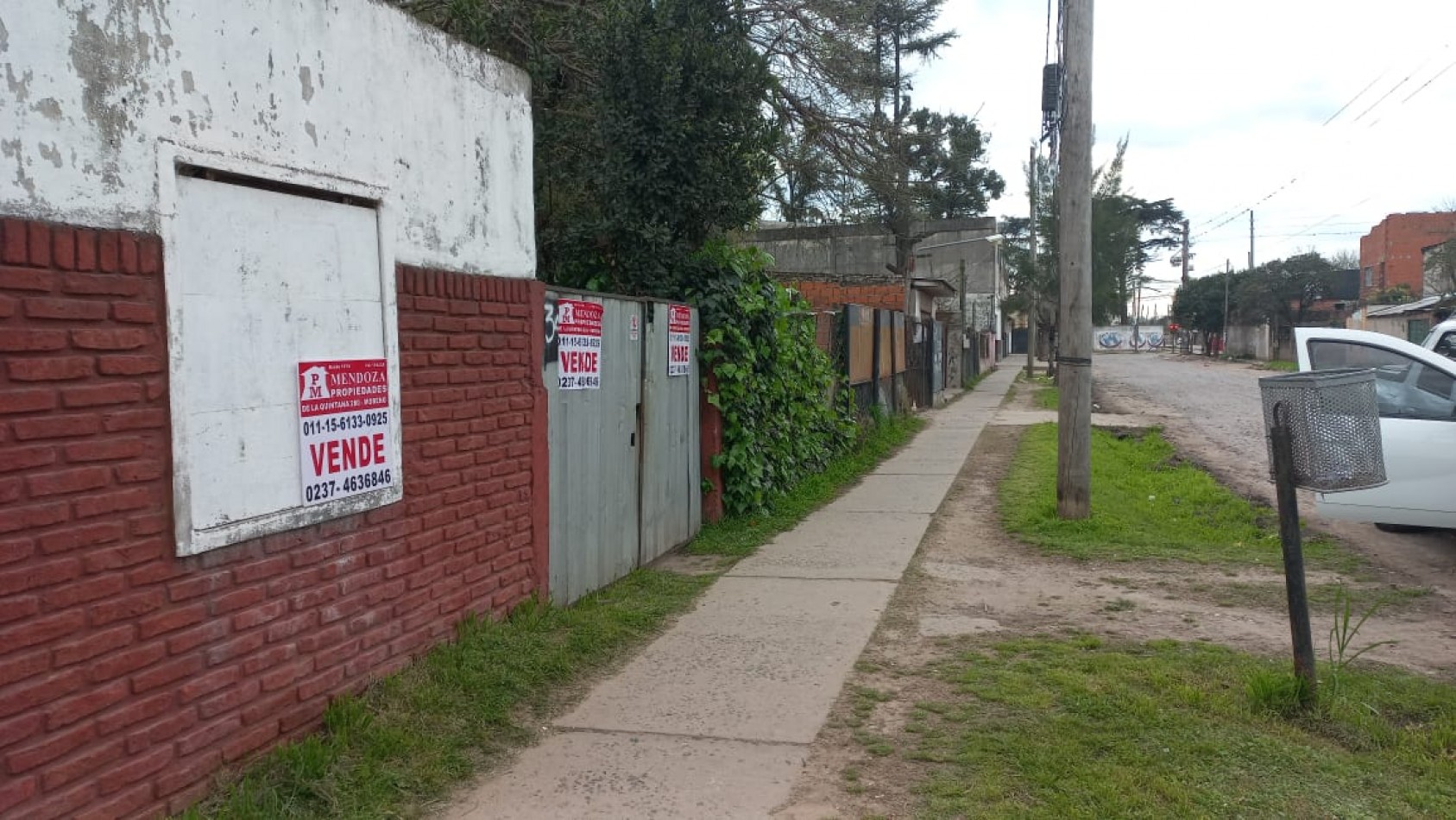 VENDO HERMOSA PROPIEDAD CON TERRENO EN MORENO NORTE, A 40 METROS DE RUTA 23, PROXIMO A COLEGIO, COMERCIOS ESTACIONES DE SERVICIOS