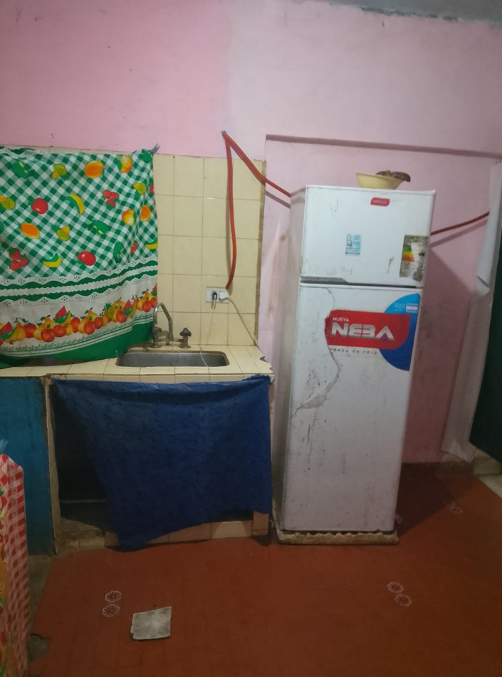 BARRIO SANTA ROSA - MORENO - VENDO O PERMUTO POR CASA CON TERRENO IMPERDIBLE ( O PERMUTA POR CASITA O LOTE EN MORENO SUR