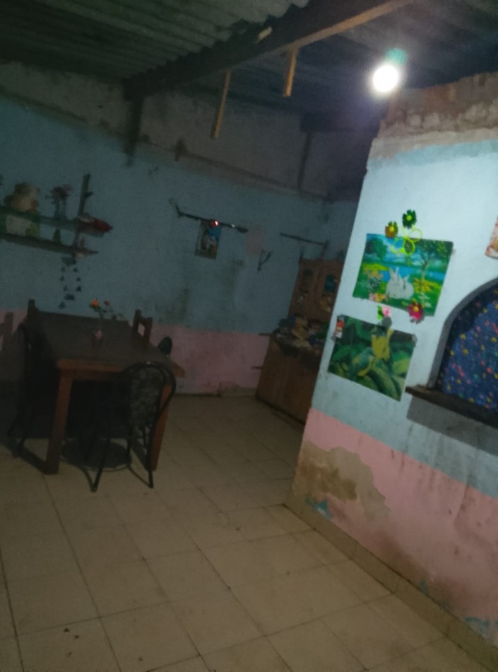 BARRIO SANTA ROSA - MORENO - VENDO O PERMUTO POR CASA CON TERRENO IMPERDIBLE ( O PERMUTA POR CASITA O LOTE EN MORENO SUR