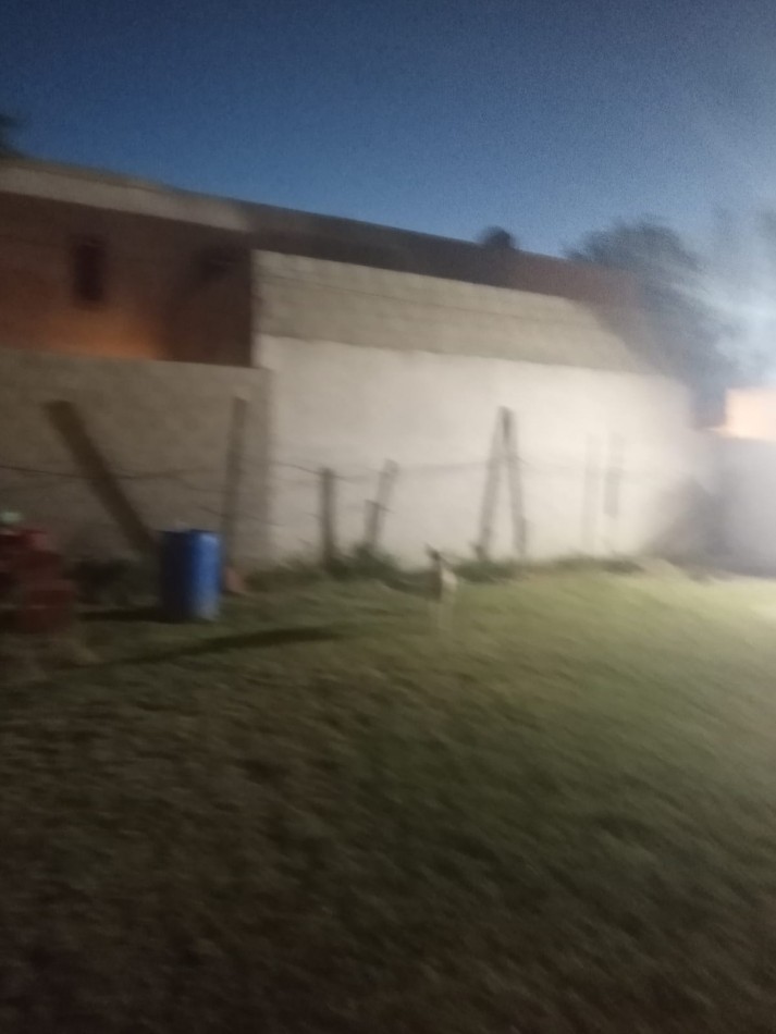 BARRIO SANTA ROSA - MORENO - VENDO O PERMUTO POR CASA CON TERRENO IMPERDIBLE ( O PERMUTA POR CASITA O LOTE EN MORENO SUR
