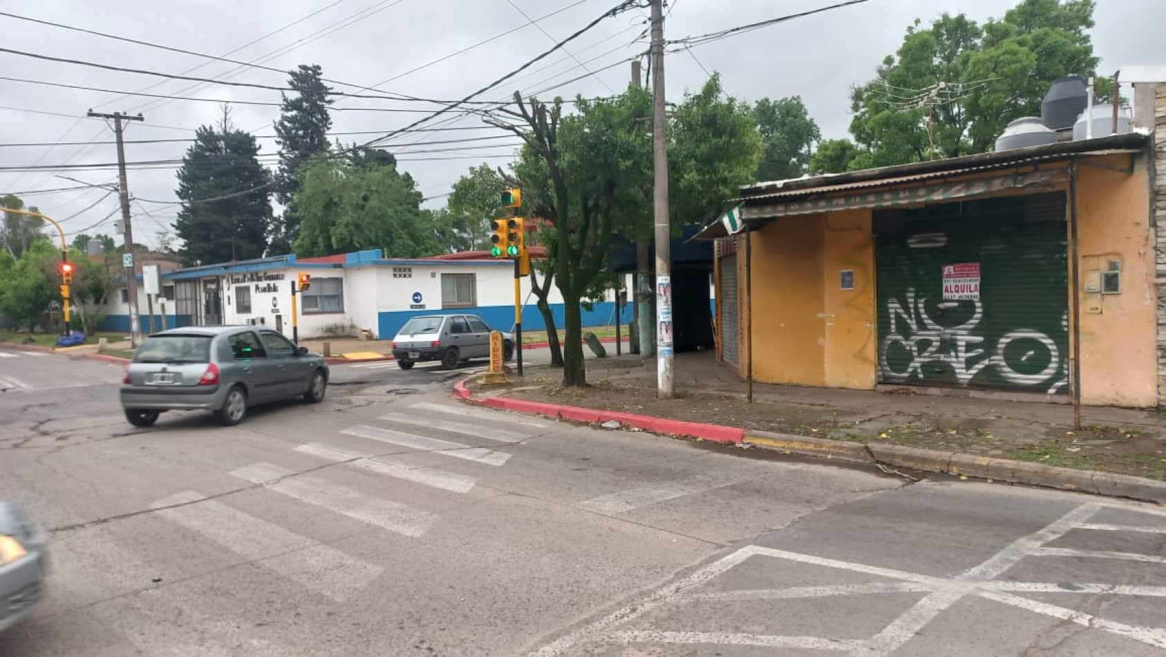 ALQUILO REGIO LOCAL COMERCIAL IDEAL TODO RUBRO