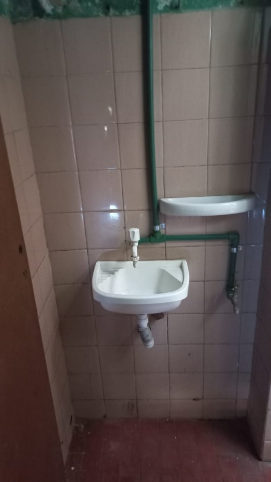 ALQUILO REGIO LOCAL COMERCIAL IDEAL TODO RUBRO