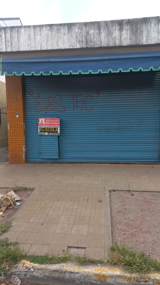 EN ALQUILER HERMOSO LOCAL IDEAL PELUQUERIA, ESTETICA ETC. EN PASO DEL REY, BARRIO ASUNCION.