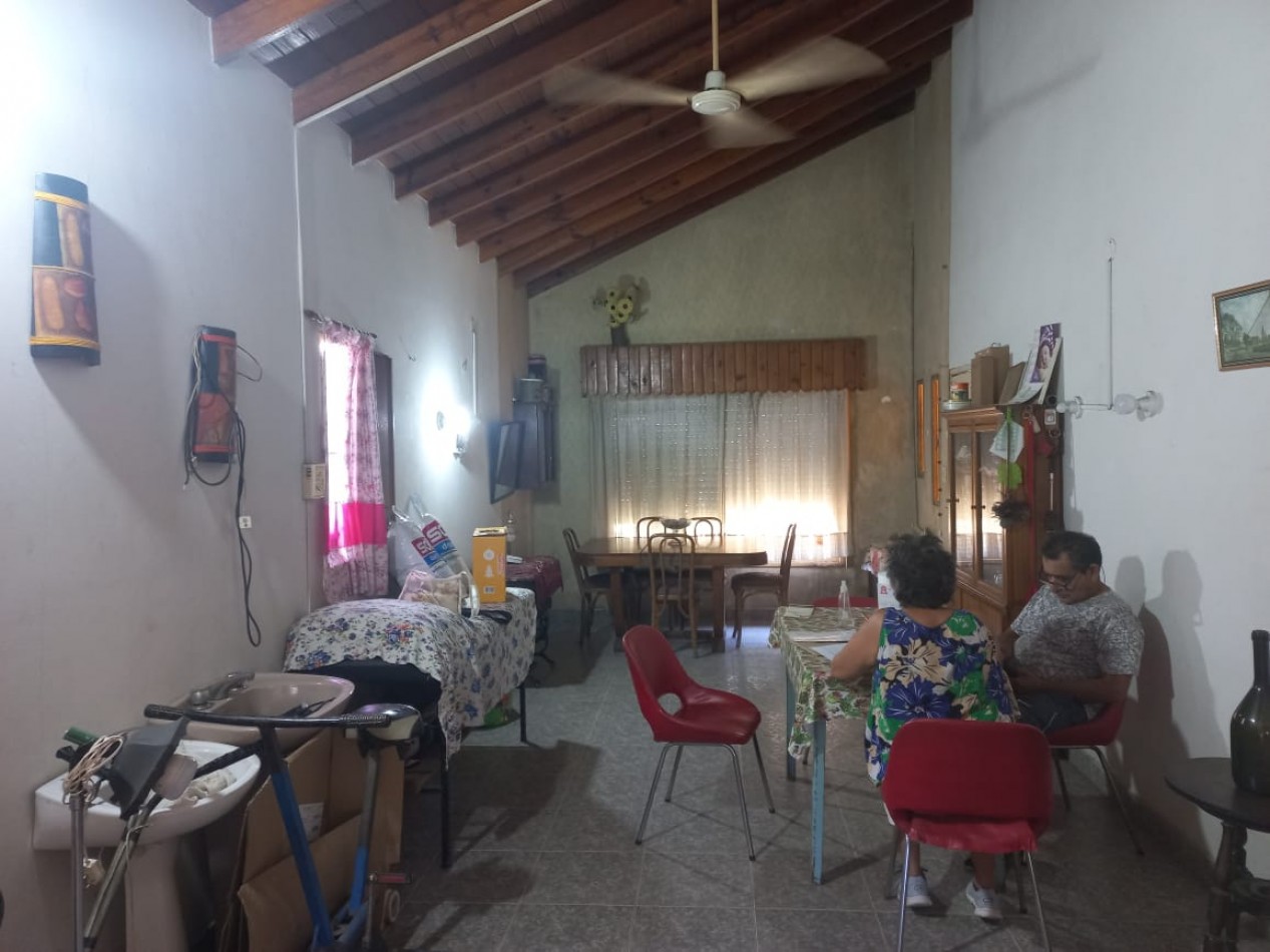 VENDO HERMOSA CASA DE MATERIAL EN CASCALLARES, CALLE SAN JUAN 1378 PRECIO REBAJADO APROVECHE OPORTUNIDAD