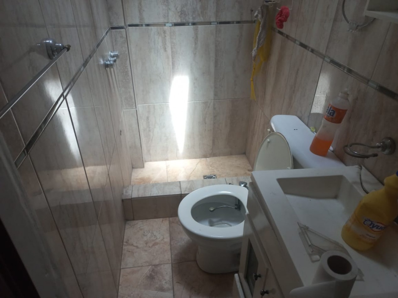 ALQUILO HERMOSA VIVIENDA CON LOCAL COMERCIAL SOBRE RUTA 25, EN MORENO 2.000