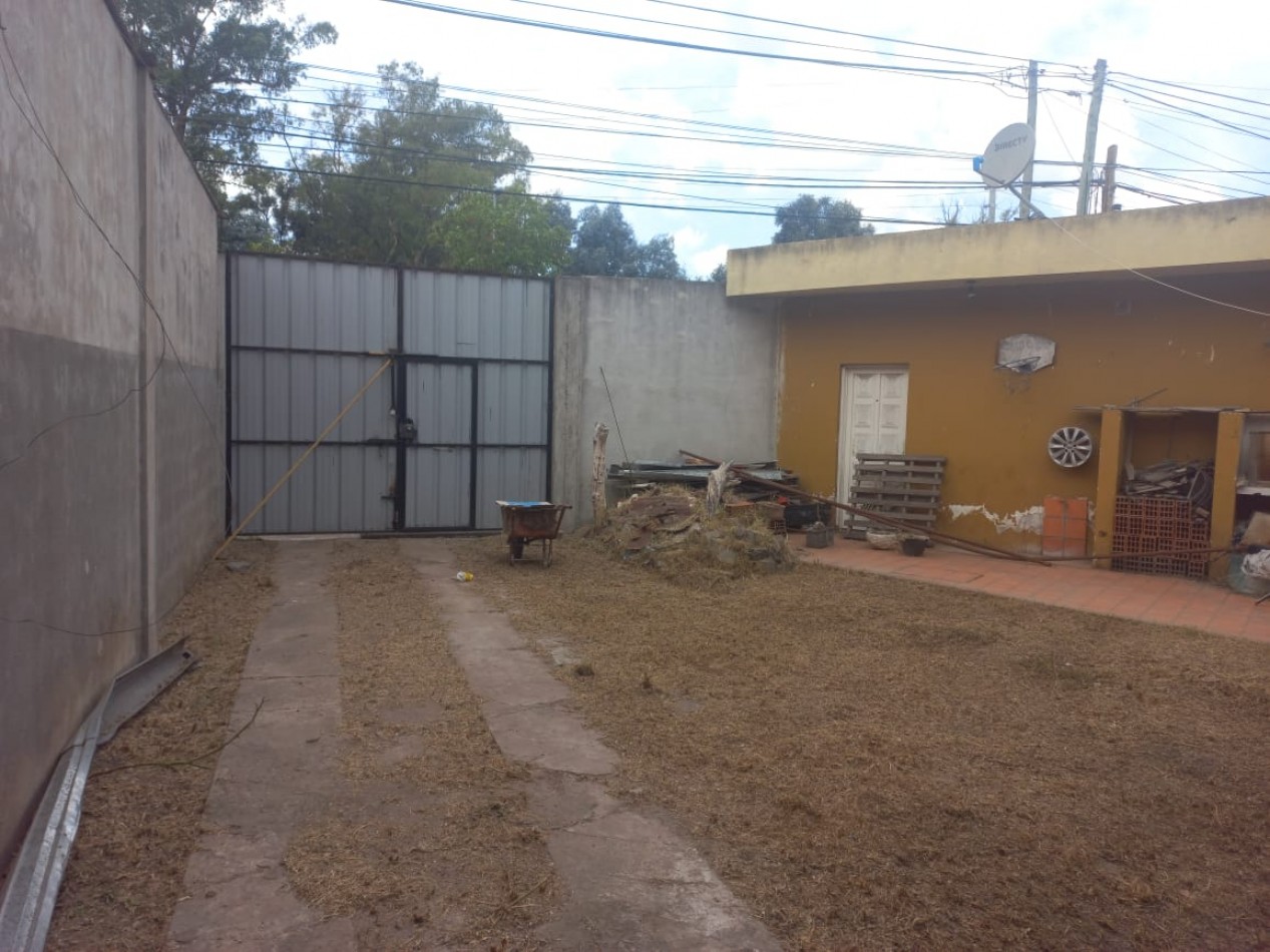 ALQUILO HERMOSA VIVIENDA CON LOCAL COMERCIAL SOBRE RUTA 25, EN MORENO 2.000