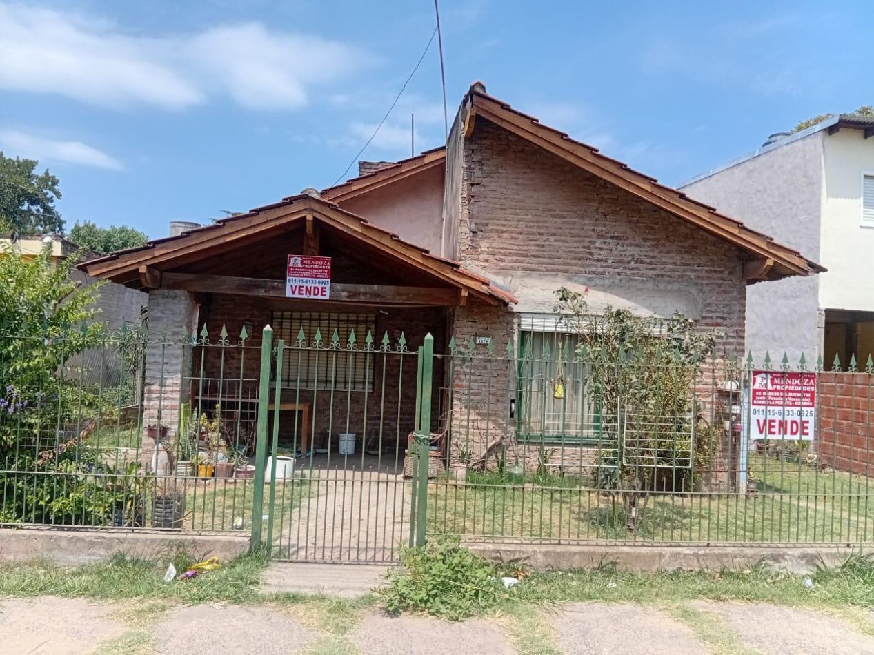 VENDO HERMOSA CASA DE MATERIAL EN CASCALLARES, CALLE SAN JUAN 1378 PRECIO REBAJADO APROVECHE OPORTUNIDAD