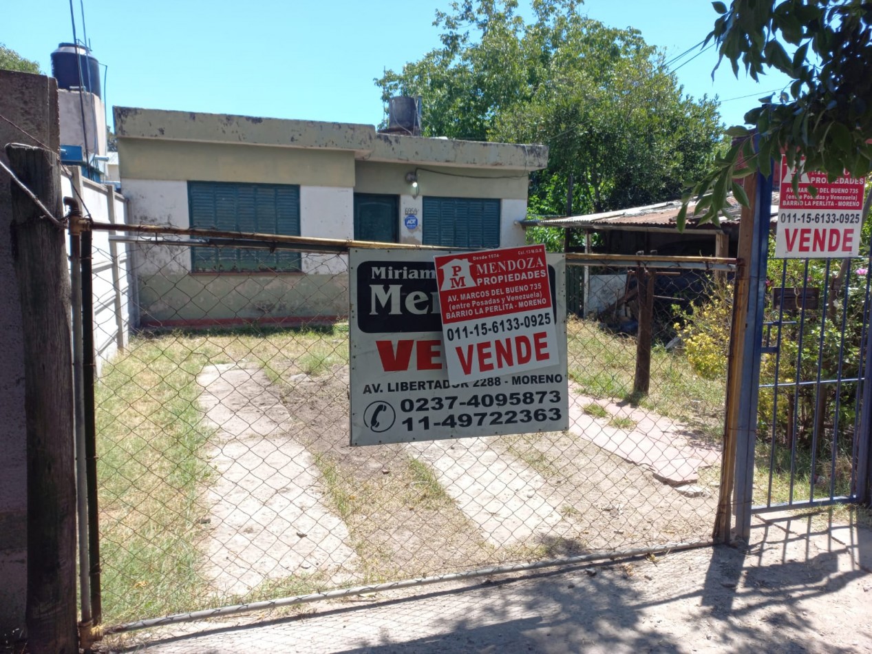 VENDO HERMOSA CASA APTA CREDITO. PLANOS, ESCRITURA, ASFALTO, GAS NATURAL, AGUA CORRIENTE, GAS NATURAL IMPERDIBLE