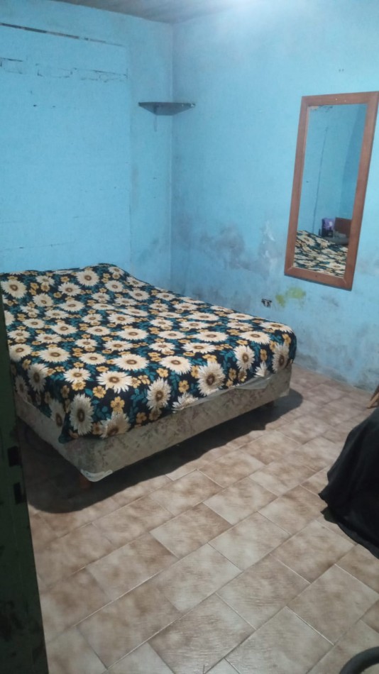 VENDO HERMOSA CASA APTA CREDITO. PLANOS, ESCRITURA, ASFALTO, GAS NATURAL, AGUA CORRIENTE, GAS NATURAL IMPERDIBLE