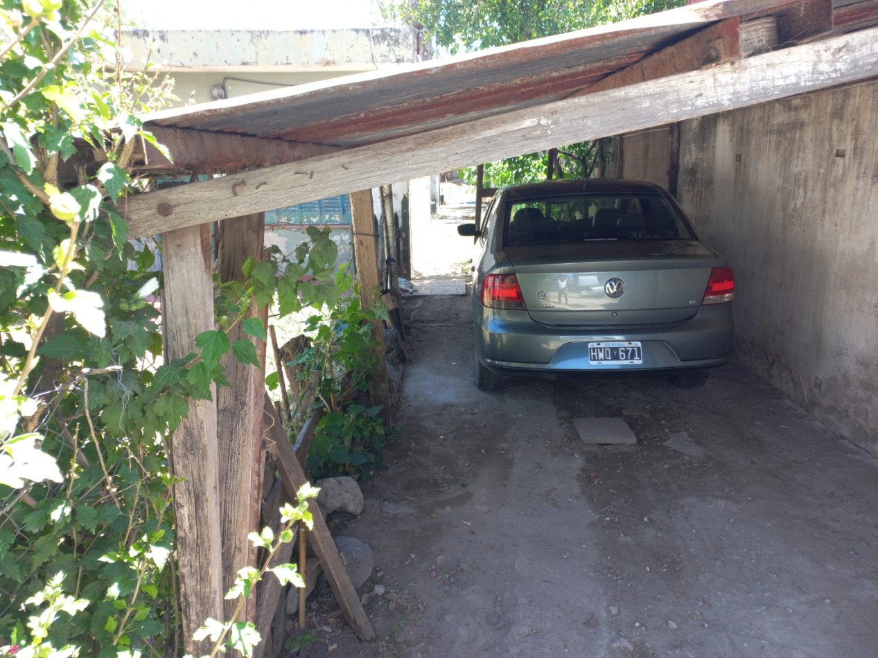 VENDO HERMOSA CASA APTA CREDITO. PLANOS, ESCRITURA, ASFALTO, GAS NATURAL, AGUA CORRIENTE, GAS NATURAL IMPERDIBLE