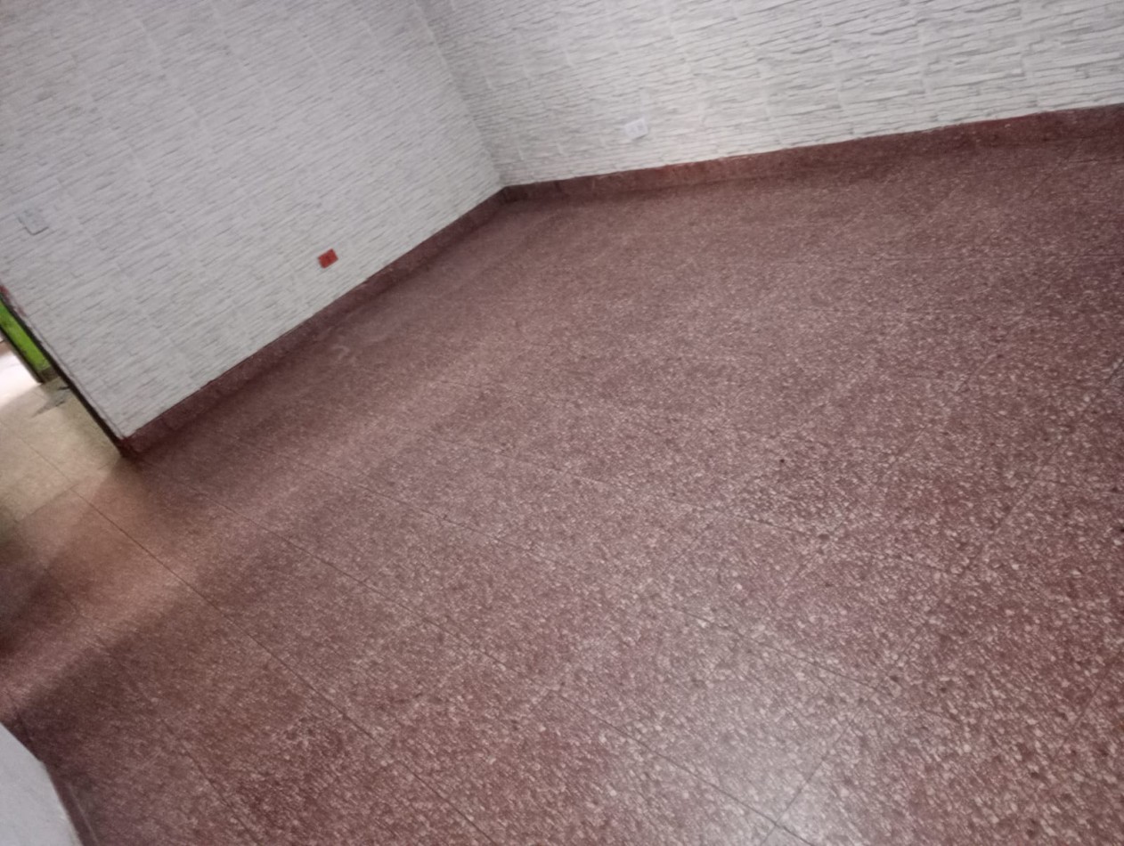 VENDO HERMOSA CASA APTA CREDITO. PLANOS, ESCRITURA, ASFALTO, GAS NATURAL, AGUA CORRIENTE, GAS NATURAL IMPERDIBLE