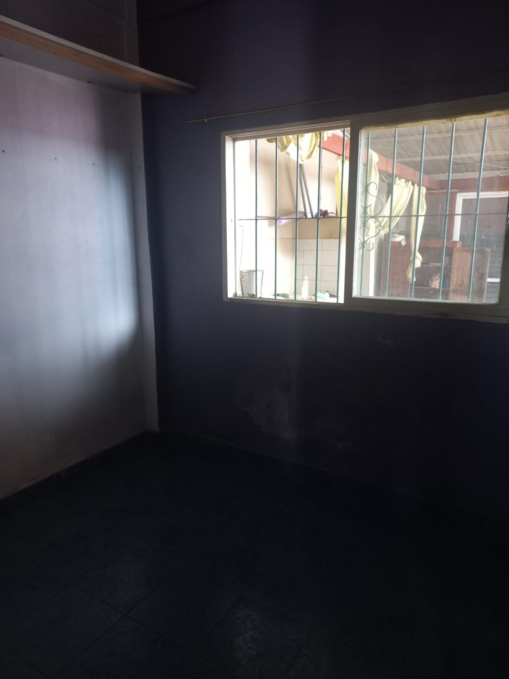 VENDO LOCAL CON AMPLIA VIVIENDA SOBRE RUTA PROVINCIAL 25 EN BARRIO MORENO 2.000, PARTIDO DE MORENO
