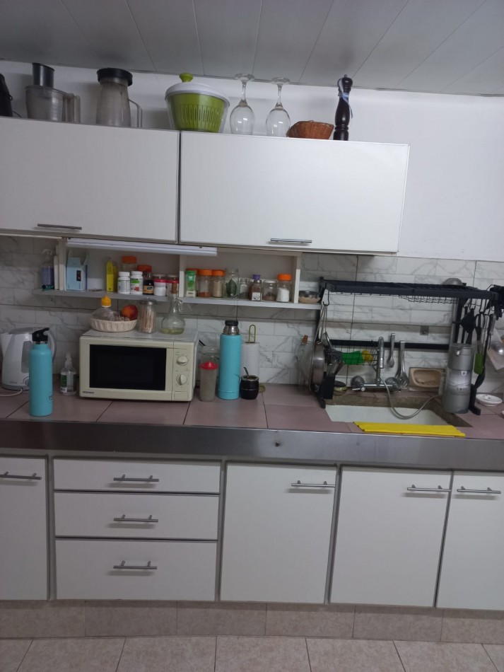 VENDO REGIA CASA EN MORENO 2000, PROXIMO A ESCUELA Y CENTRO COMERCIAL, PROXIMO A ACCESO OESTE