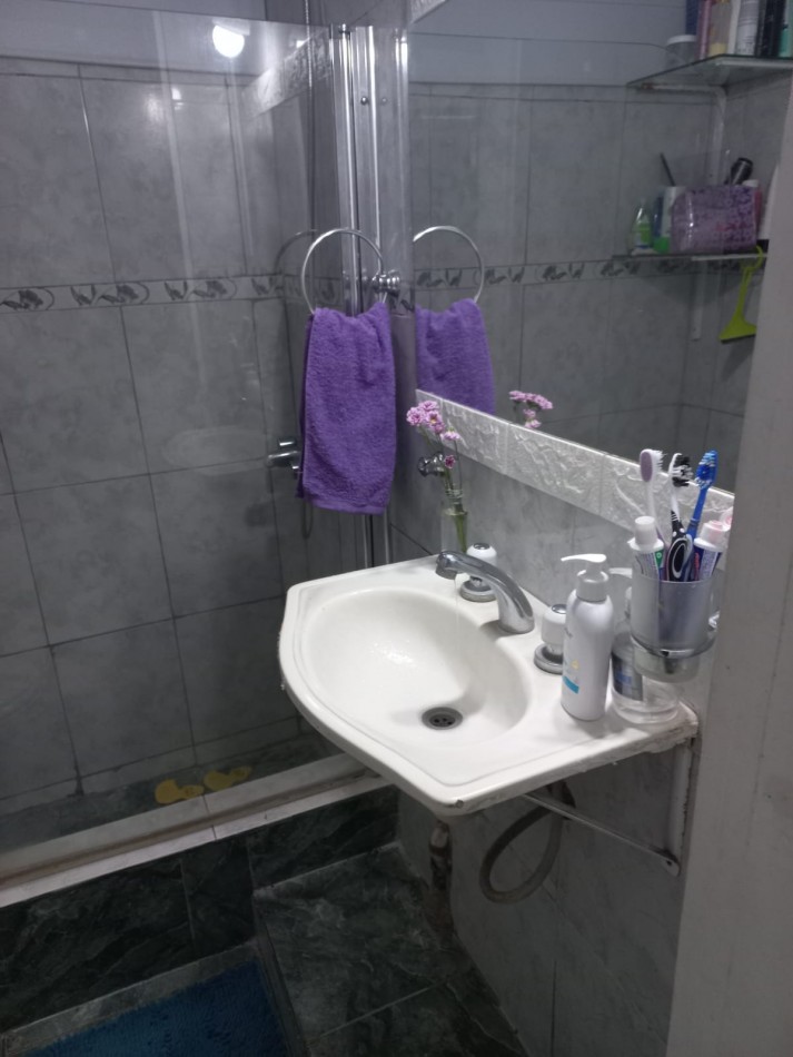 VENDO REGIA CASA EN MORENO 2000, PROXIMO A ESCUELA Y CENTRO COMERCIAL, PROXIMO A ACCESO OESTE