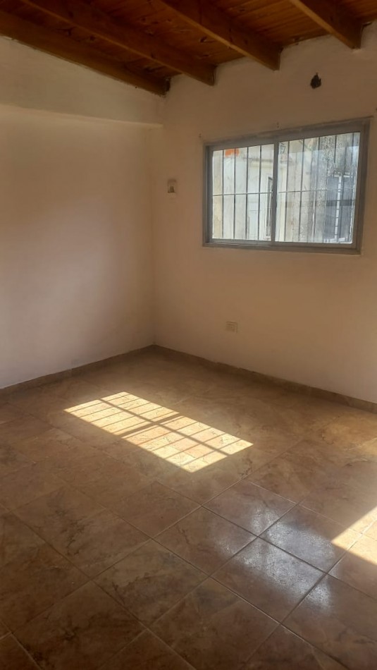 Departamento sobre asfalto, Guatemala 5254, Barrio San Jose, Moreno
