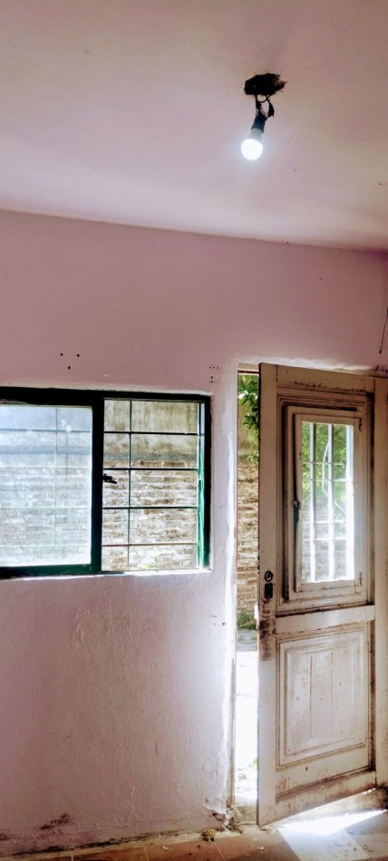 ALQUILO REGIO DEPARTAMENTO DE 2 AMBIENTE EN EL BARRIO SAN JOSE, CALLE MARTIN FIERRO 5156. 