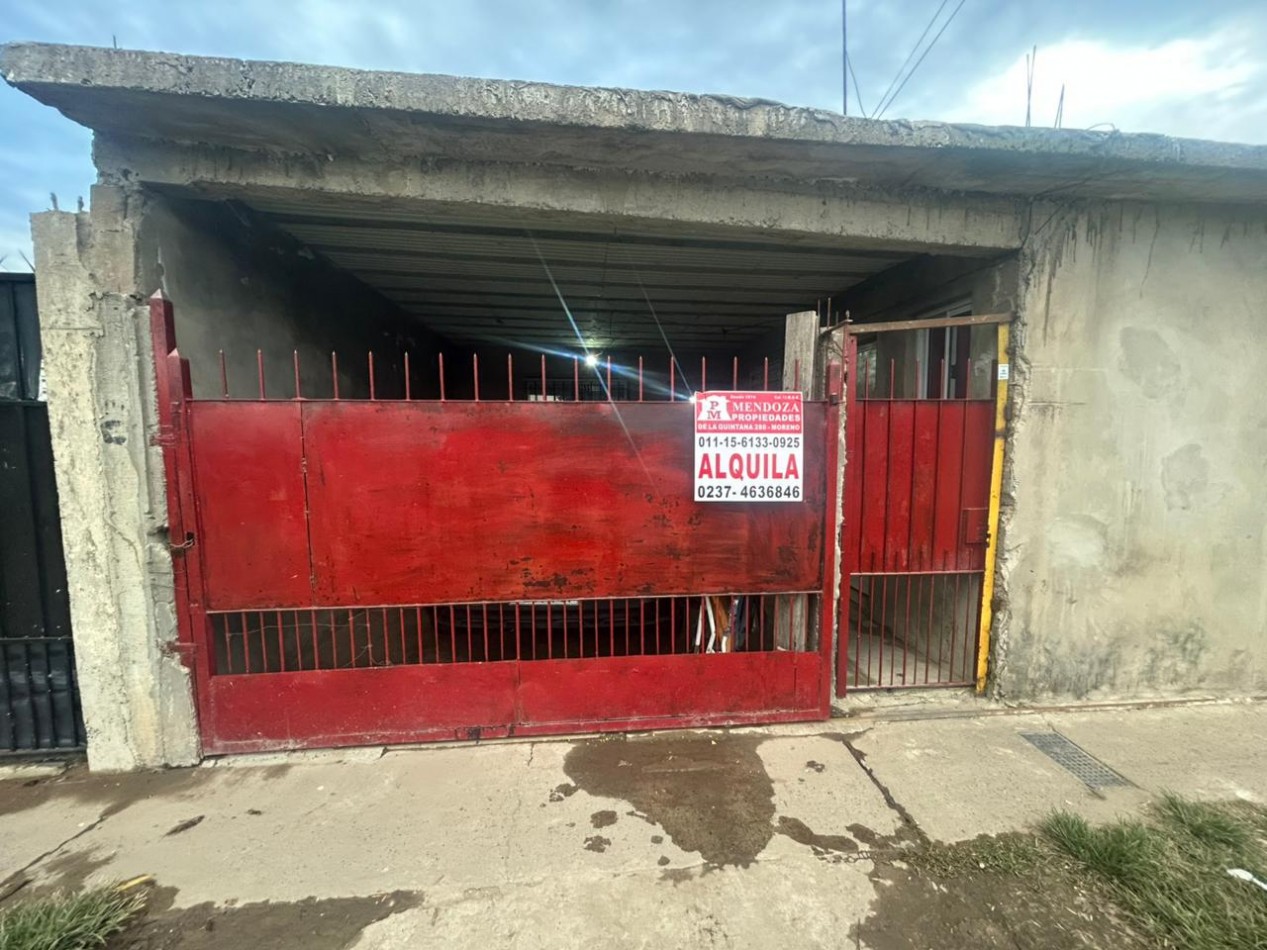 EN ALQUILER AMPLIA CASA CON 3 DORMITORIOS BARRIO LA PERLA, PARTIDO DE MORENO