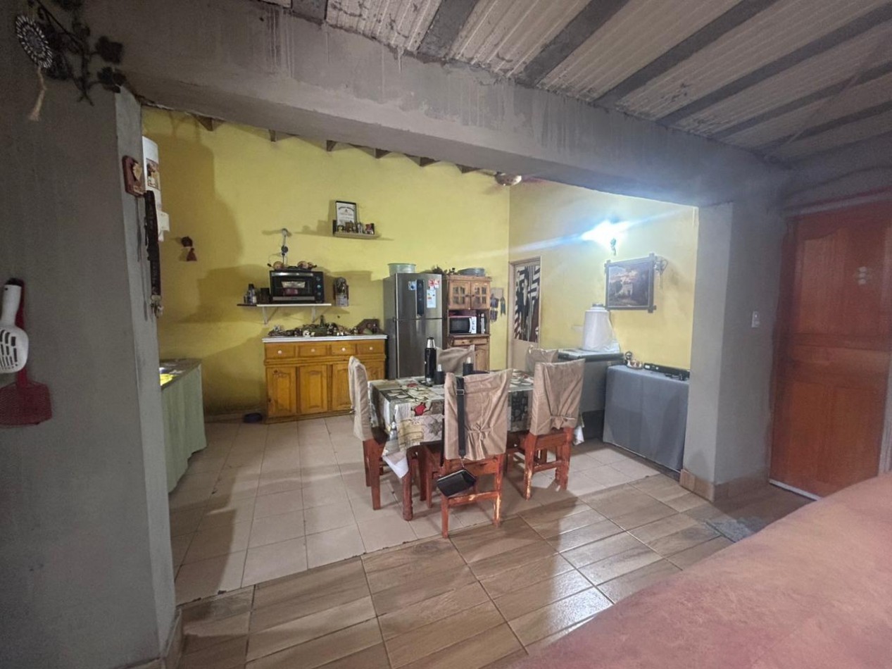 EN ALQUILER AMPLIA CASA CON 3 DORMITORIOS BARRIO LA PERLA, PARTIDO DE MORENO