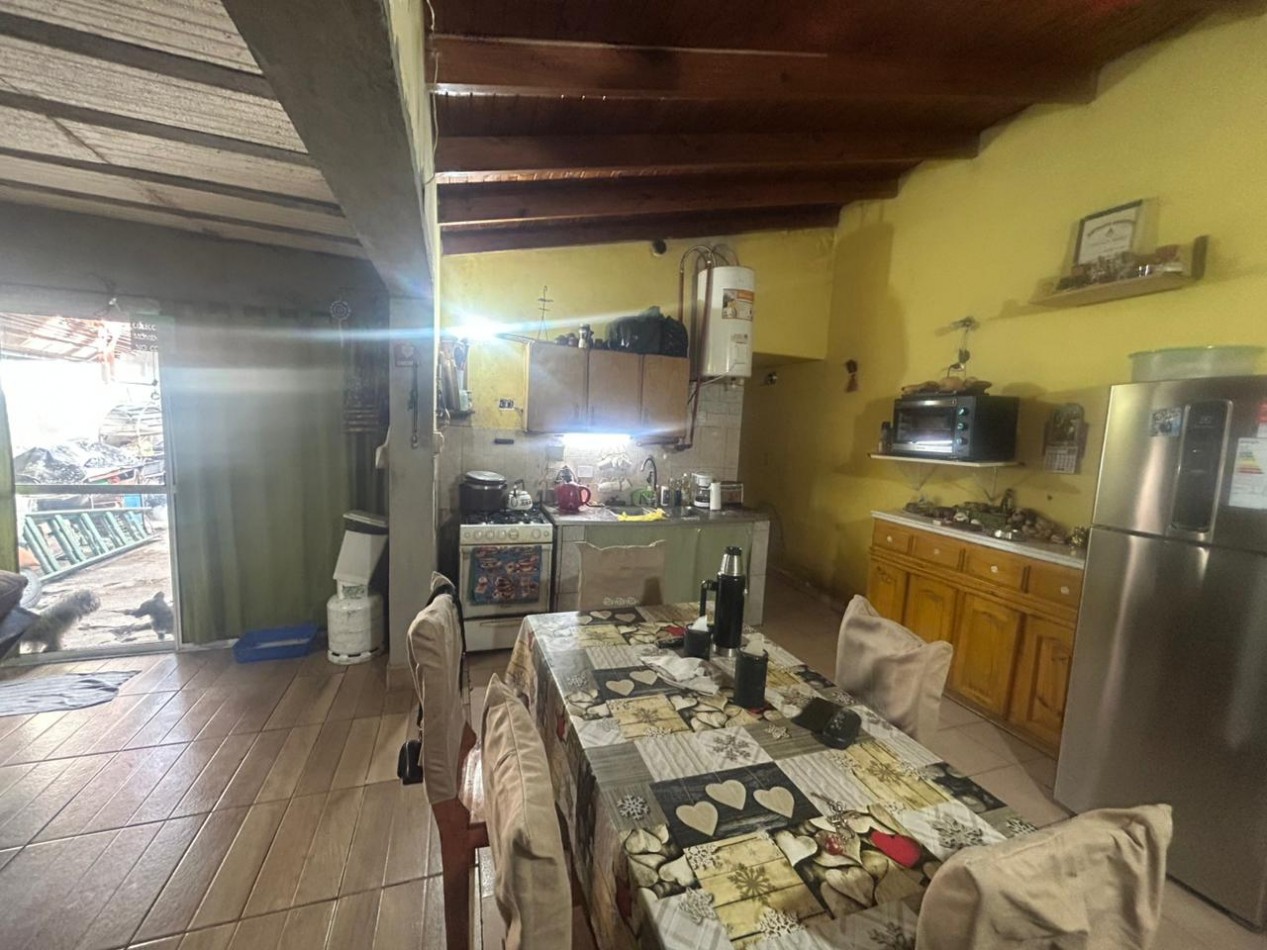 EN ALQUILER AMPLIA CASA CON 3 DORMITORIOS BARRIO LA PERLA, PARTIDO DE MORENO